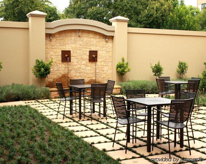 Faircity Grosvenor Gardens Pretoria Exterior photo