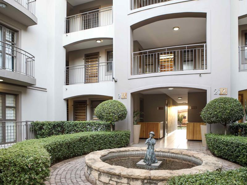 Faircity Grosvenor Gardens Pretoria Exterior photo