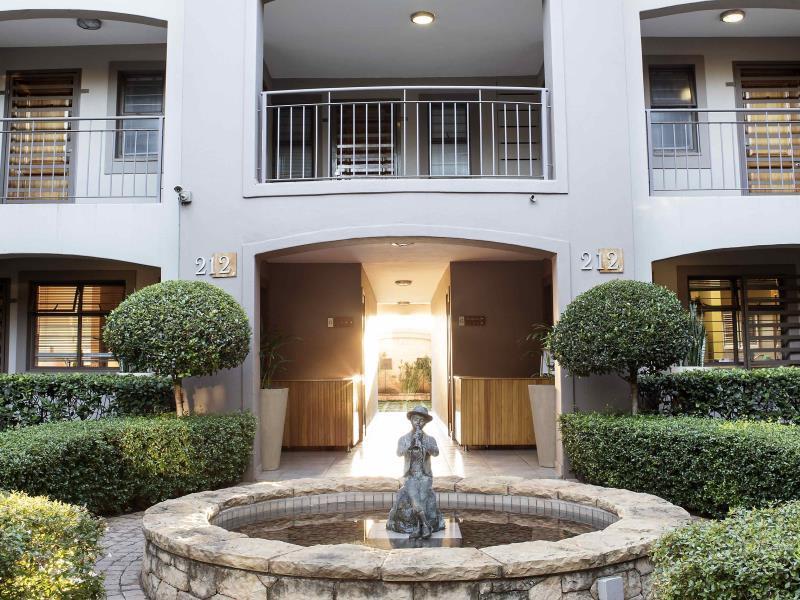 Faircity Grosvenor Gardens Pretoria Exterior photo