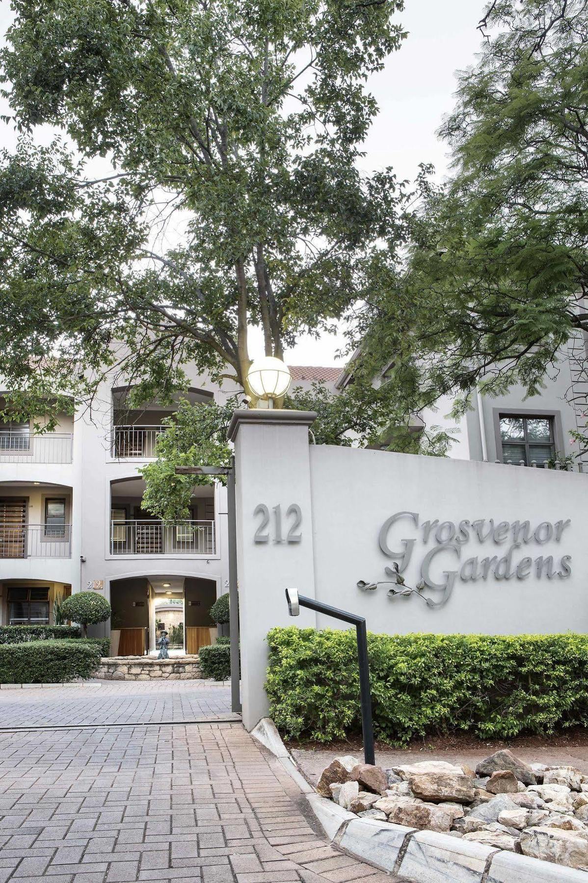 Faircity Grosvenor Gardens Pretoria Exterior photo